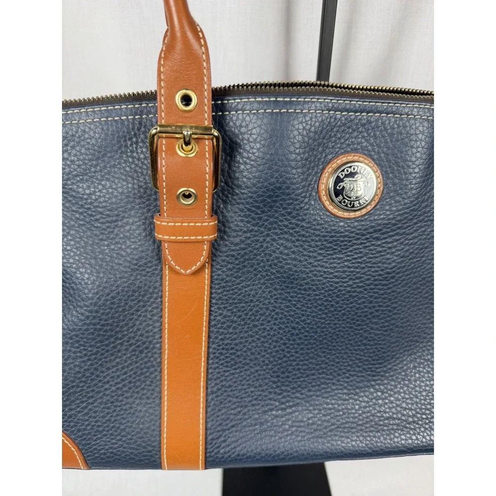 Dooney‎ & Bourke Pebbled Leather Domed Satchel Navy Tan Zip Shoulder Bag Luxury